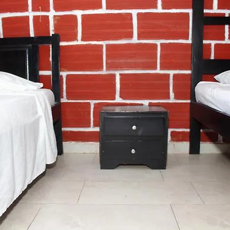 La Guaca Hostal *